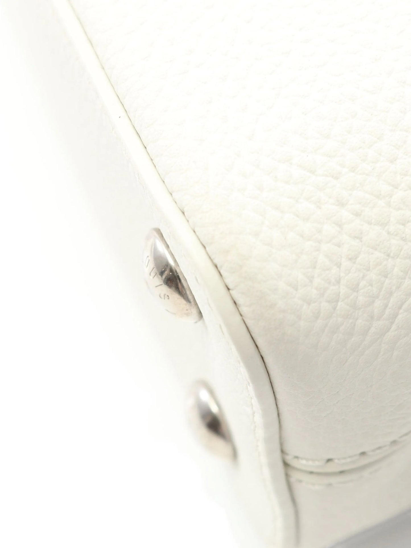 Bags good new Warranty Super Excellent good condition bags. Quality goods