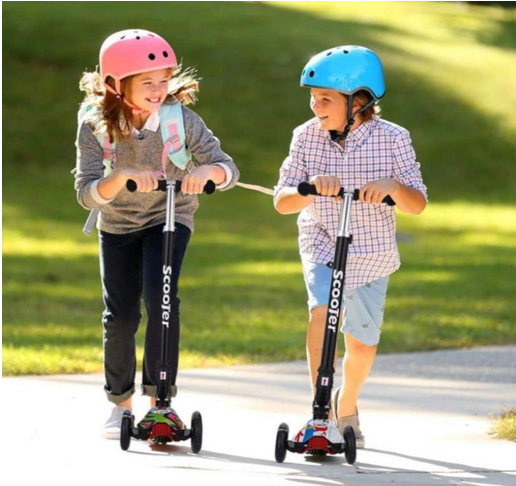Kids Scooter 3 Wheel Mini Adjustable Kick Scooter with LED Light Up Wheels(Colorful)